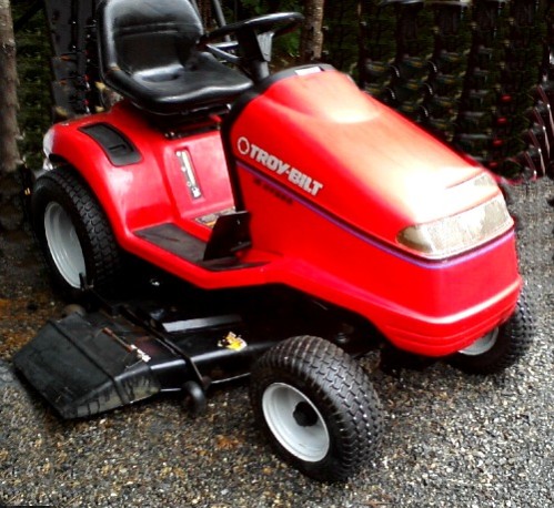 Troy-Bilt 16 Hydro